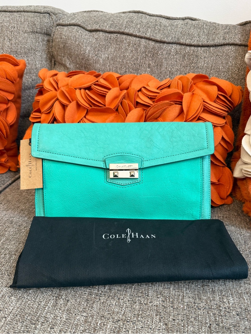 ❣️🆕Vintage Cole Haan Zoe Izzie Clutch in Green Thumb Leather $198 MSRP❣️
